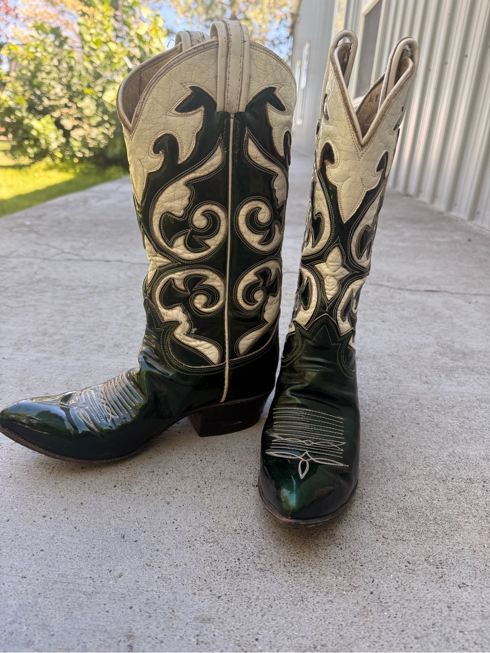 Tony Lama Green and Cream Western Cowboy Boots